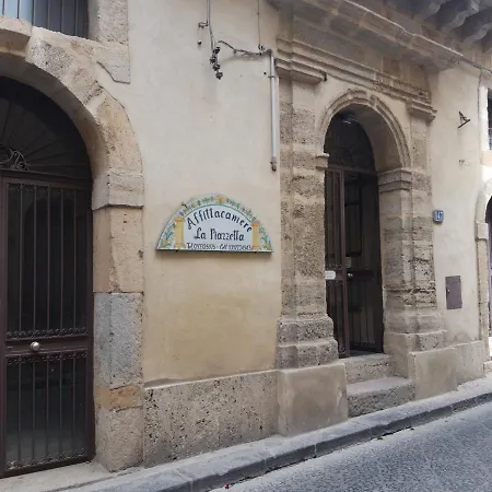 Affittacamere La Piazzetta-2