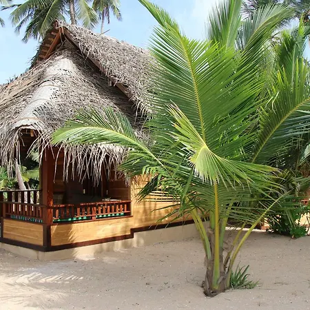 Shiva'S Beach Cabanas-3