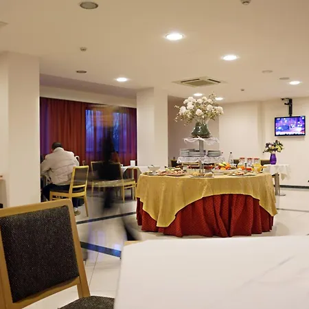 Garden Hotel-2
