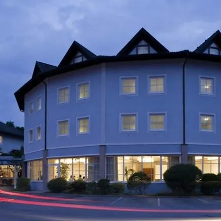 Hotel Paradies-3