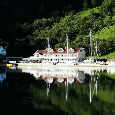 Flam Marina-2