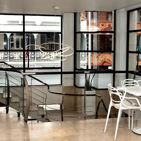 Urban Chic Boutique Hotel & Cafe-3