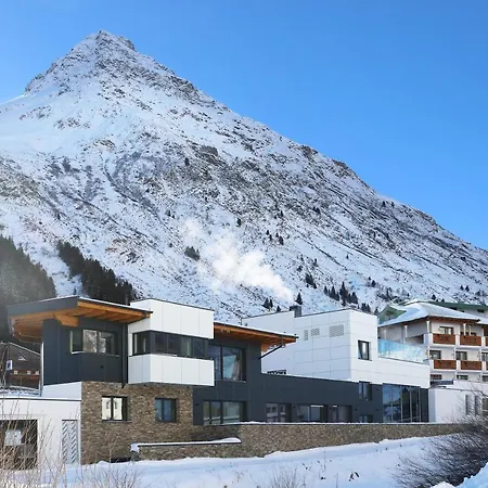 Alpenresidenz Ballunspitze - Kinderhotel-2
