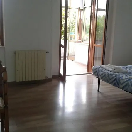 Villa Lucia Affitta camere-3