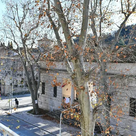 B&B Porta Romana-Language And Art-3