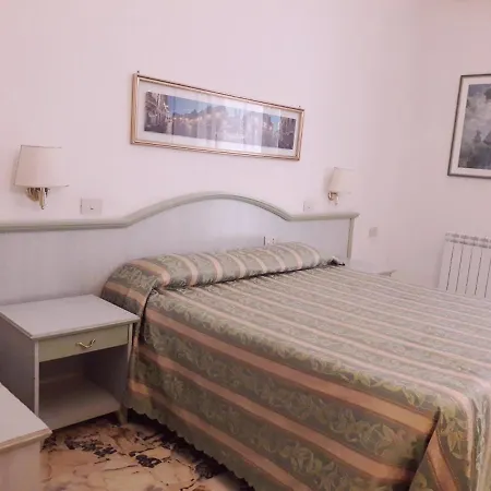 Gioia Guest House Rome-2