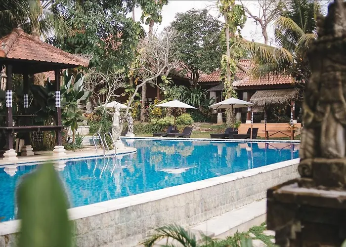  Ubud & Cottages