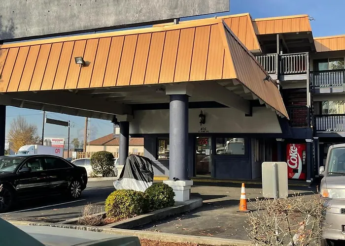 Cheap hotel: Portland Inn