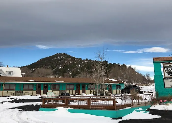 Motel: Raton Pass Motor Inn