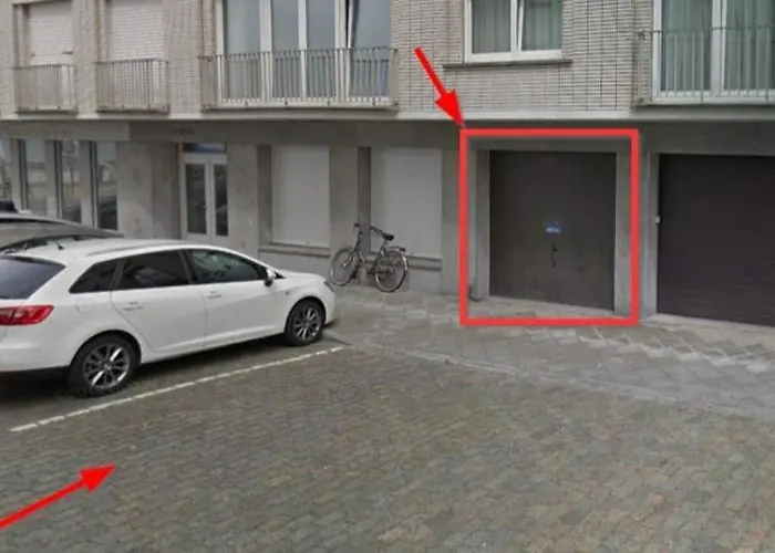 Hotel dichtbij College: Zeedijk Mariakerke