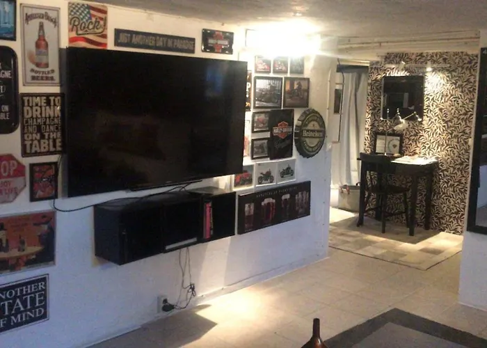 Suite Apartment With Garden And All Amenities