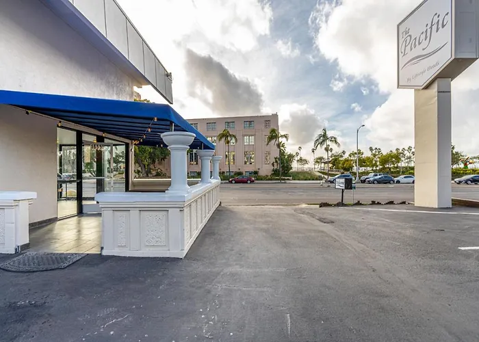 Cheap hotel: The Pacific