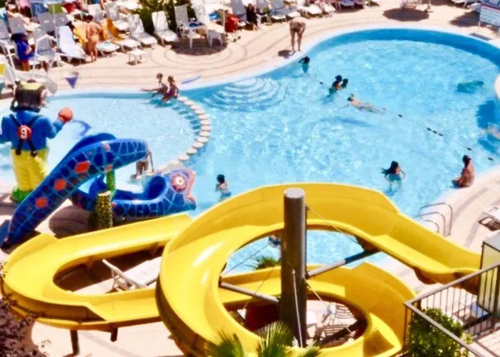 Günstiges Hotel: Hotel Azzurra Di Gobbi Gestioni Srl