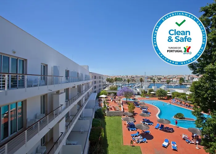 Self Catering : Marina Club Lagos Resort