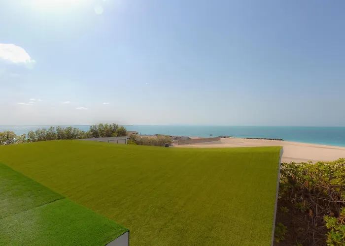 Paradise Nurai Villa - 6 Bedrooms