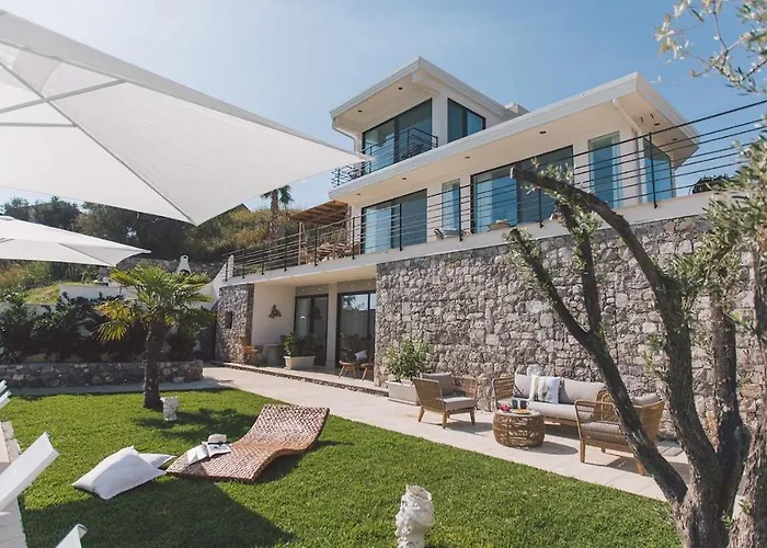 Villa Triscele 10, Emma Villas