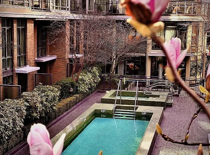 Motel: L'Hermitage Hotel