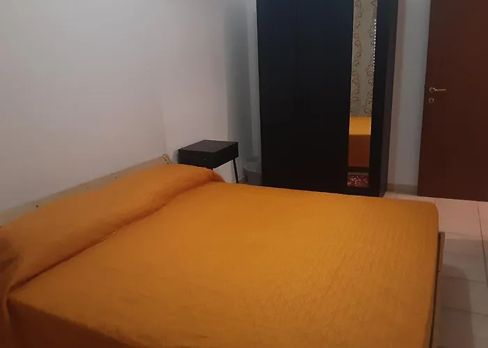 Casa degli ospiti: Locazione Menini - Camere zona stazione