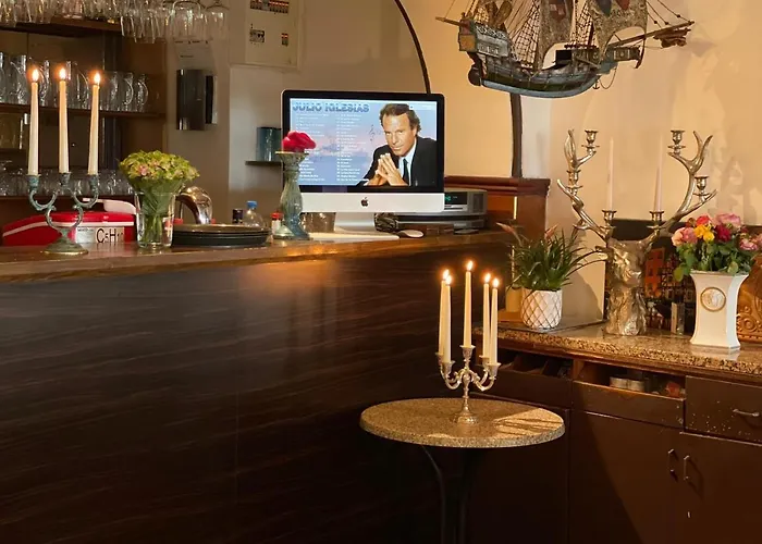 Burgklause Boutique
