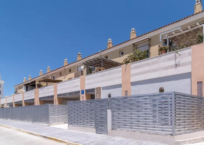 Hotel cerca del colegio: Tarifa Suites By Qhotels