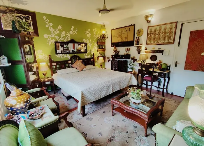 On The House - Bed And Breakfast