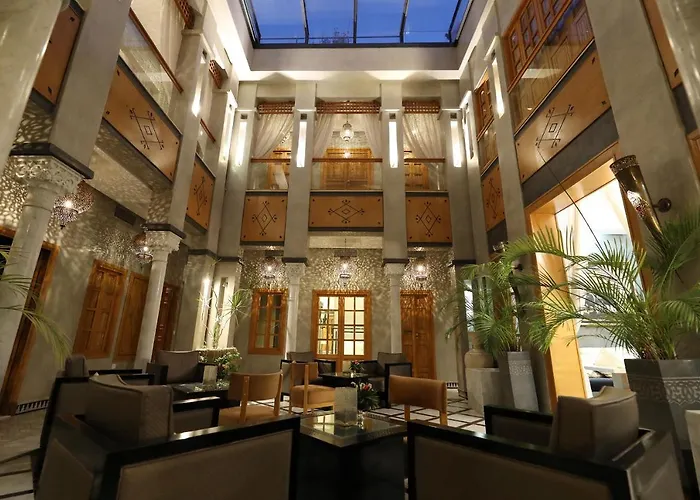  L'Etoile D'Orient