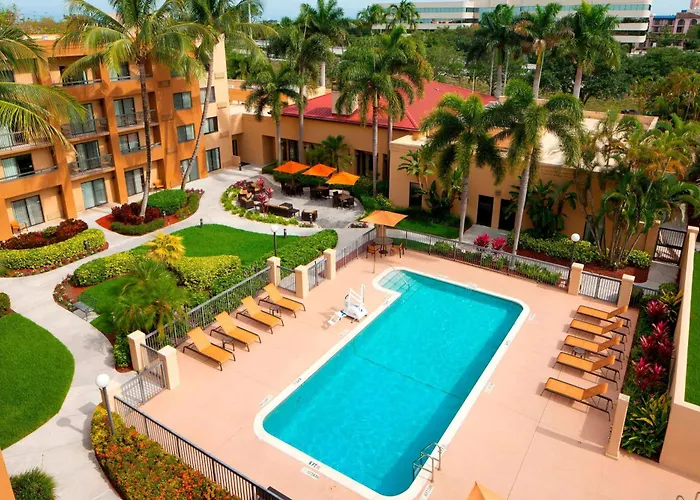 Sonesta Select Town Center