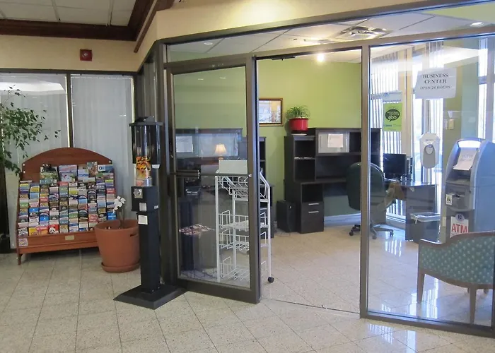 3 star hotel: Toronto Plaza Airport Hotel