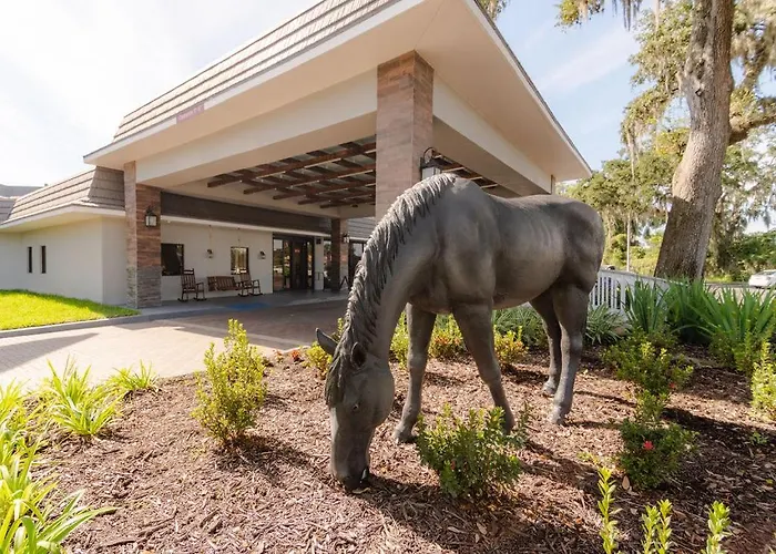 Family Hotel: Equus Inn I75