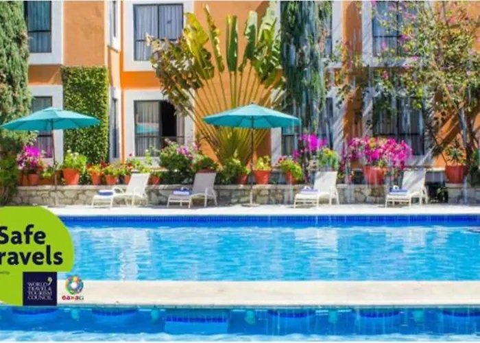 Beach hotel: Hotel Oaxaca Dorado