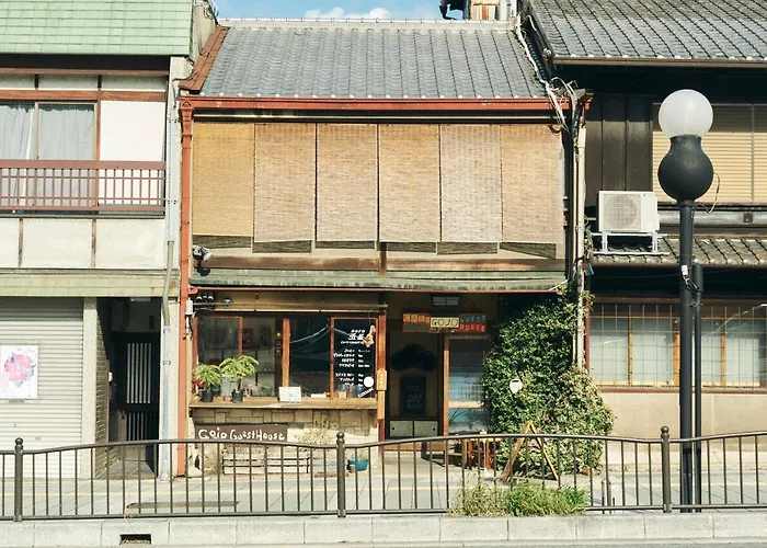 Hostel: Gojo Guest House