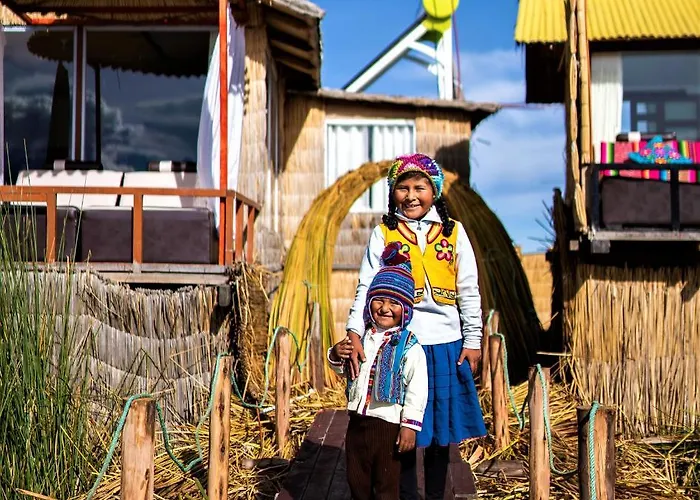 Pet Friendly hotel: Uros Samarana Uta Lodge