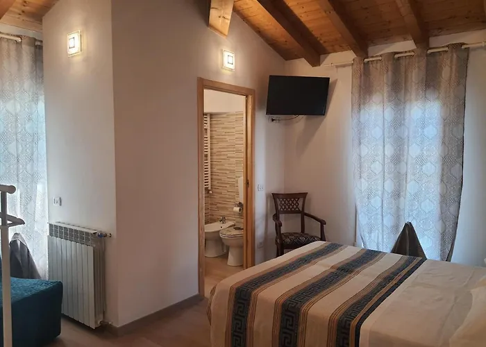 Central hotel: Parma House