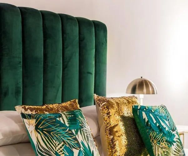 Guest house: Bernini Collection