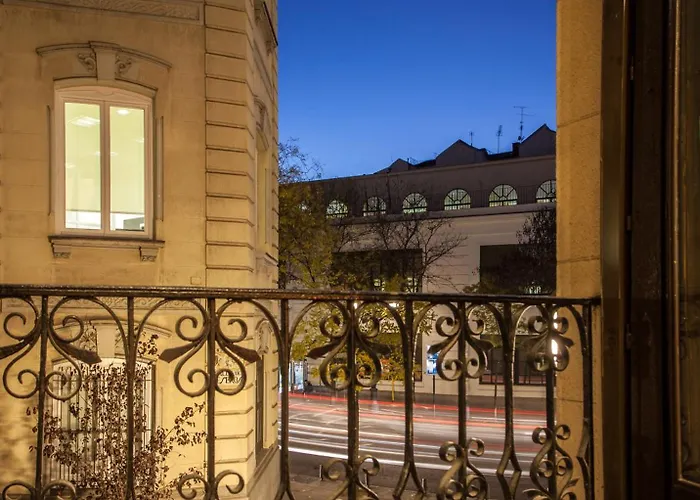 Hotel de 3 estrellas: AbraCadabra Suites