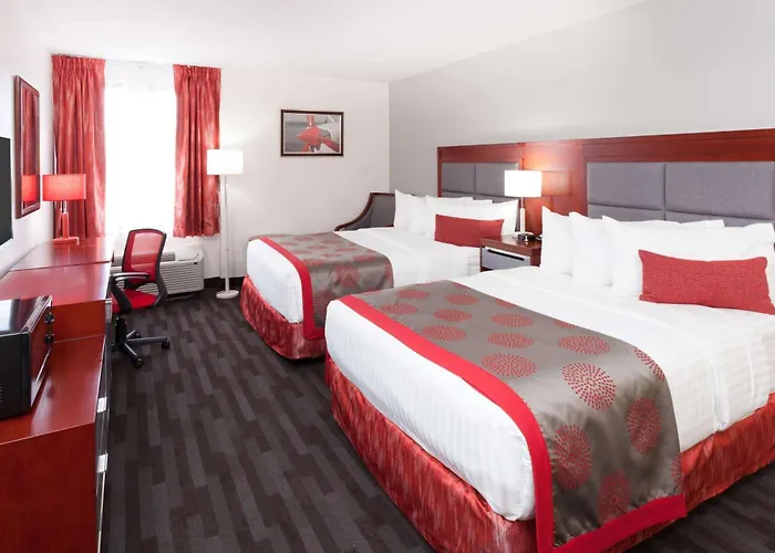 Ramada Plaza By Wyndham Chicago North Shore