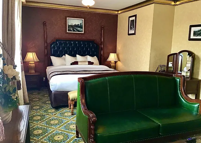 Cheap hotels Eureka Inn, Trademark Collection By Wyndham