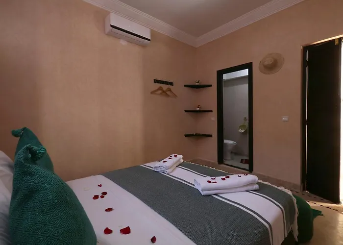 Luxury hotel only: Riad Elite