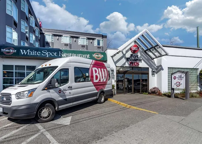 Cheap hotel: Best Western Plus Vancouver Airport Hotel