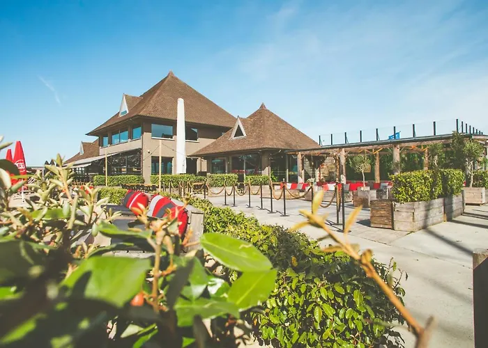 Hotel dichtbij College: Lakeside Paradise Sport Hostel