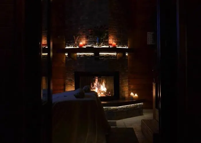 Hotel con vista: Mini spa in chalet bosco e trullo