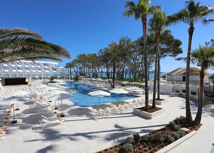Luxe hotel: Iberostar Waves Playa De Muro
