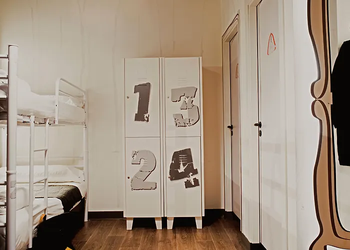 Room00 Chueca Hostel