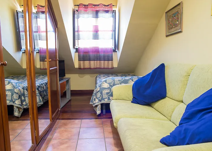 Hotel de 3 estrellas: El Tejo de Comillas