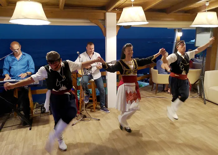 Hôtel: Elmi Beach Hotel & Suites