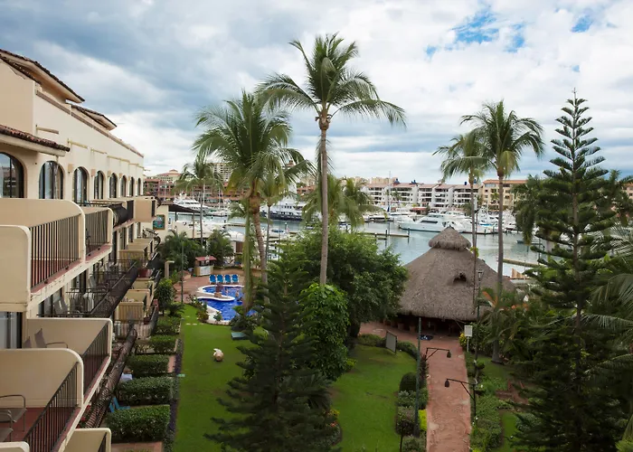 Family Hotel: Flamingo Vallarta Hotel & Marina