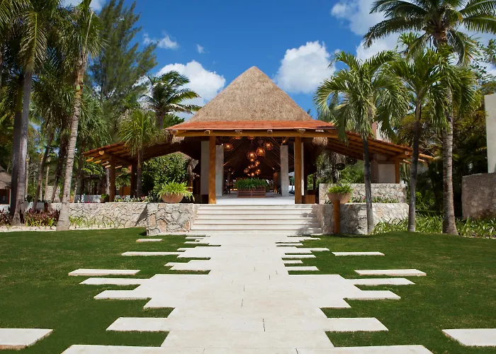 Hotel para famílias: Mahekal Beach Front Resort & Spa