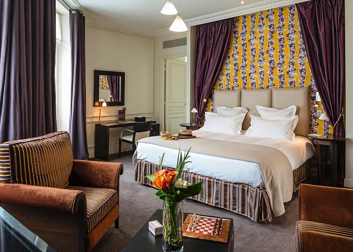 Boutique hotel only: La Tremoille Paris