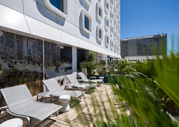 Hôtel avec piscine: Golden Tulip Marseille Euromed