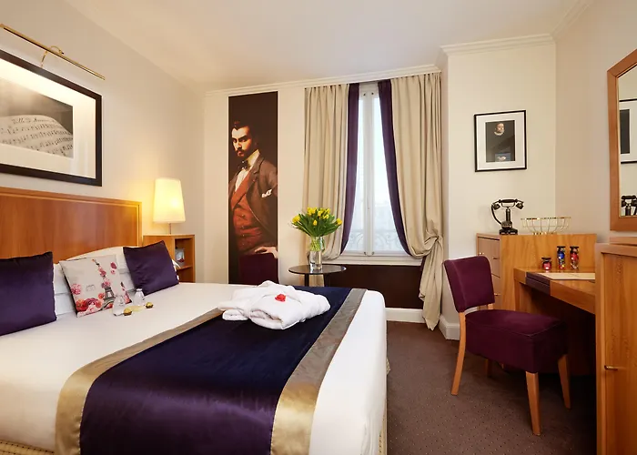 Hotel de 4 estrelas: Hotel Waldorf Trocadero Tour Eiffel